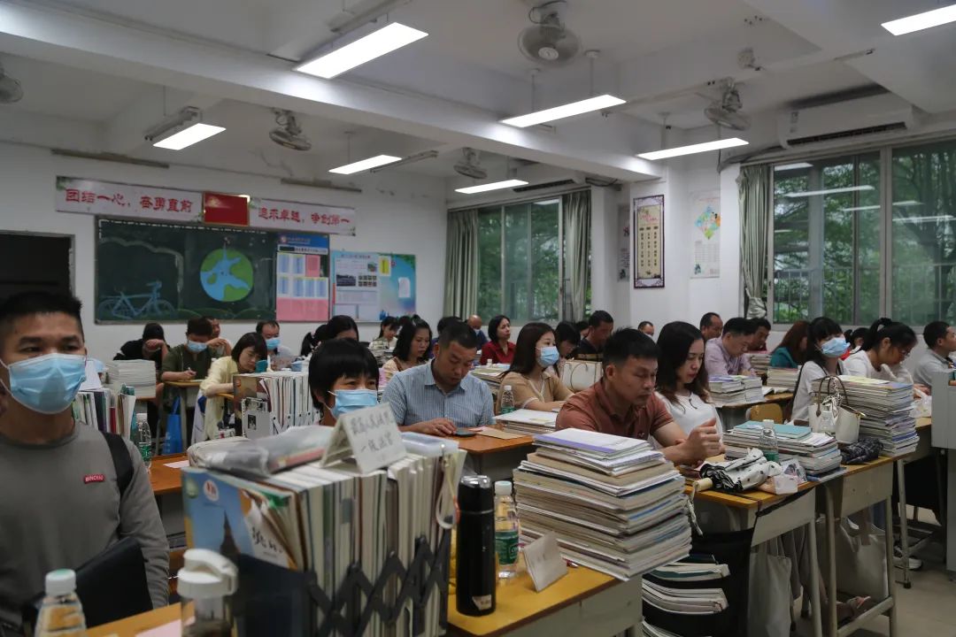 名師視頻講座家庭教育心得_名師家庭教育講座課件_家庭教育名師講座視頻