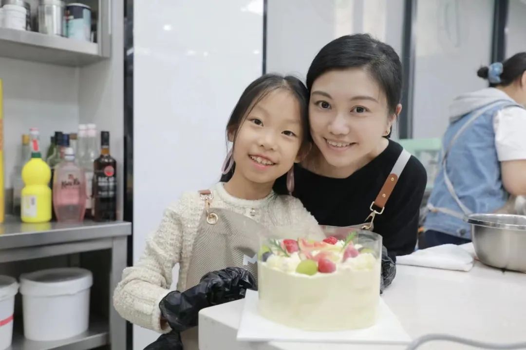 寶媽帶娃創業文案_寶媽帶娃創業正能量簡短的句子_帶娃創業的文案